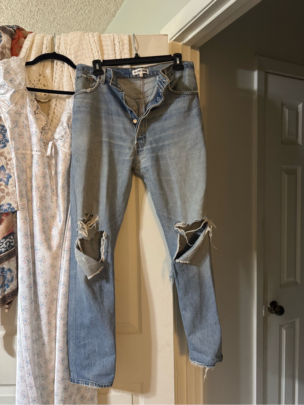 RE/DONE LEVI’S HIGH RISE JEANS